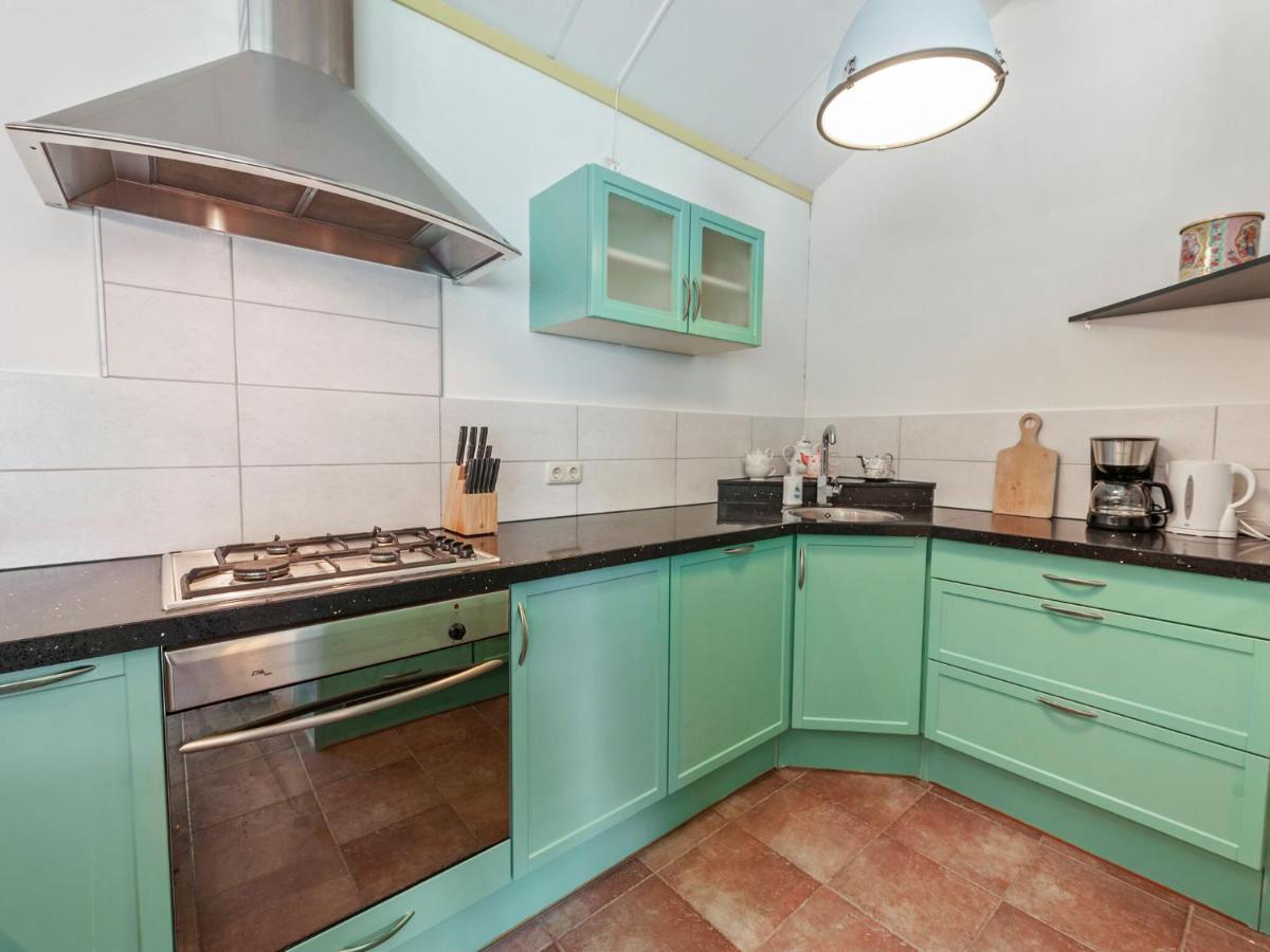 Enticing Holiday Home In Eastermar Near Burgumer Mar Lake Hoogzand Εξωτερικό φωτογραφία