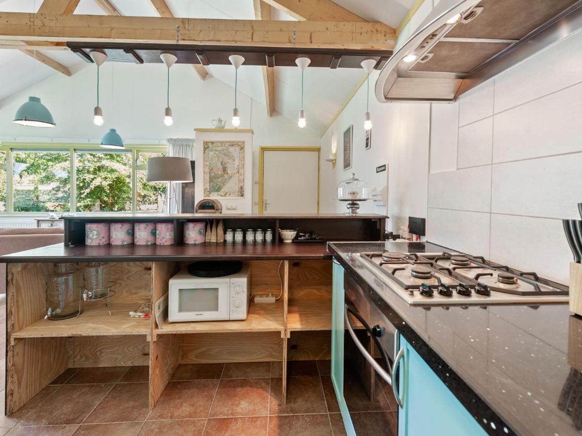 Enticing Holiday Home In Eastermar Near Burgumer Mar Lake Hoogzand Εξωτερικό φωτογραφία
